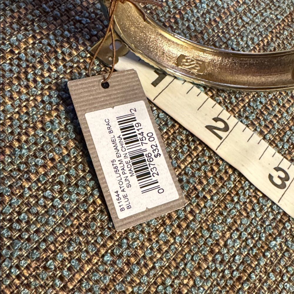 3023 Tommy Bahama Enamel bracelet MSRP $32 - Picture 6 of 7